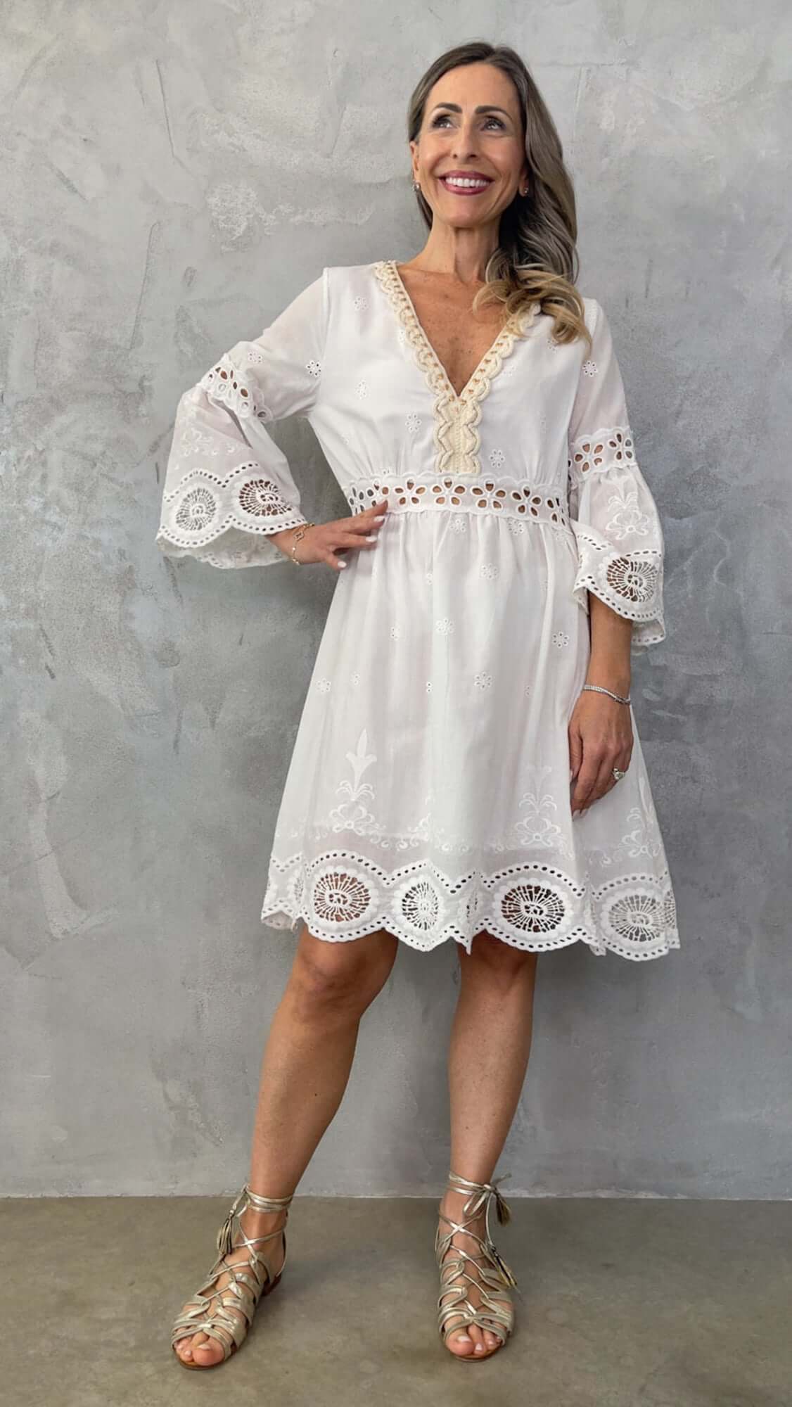 Abito Corto Abito Bianco Sangallo Vestito Corto Tinta Unita Con