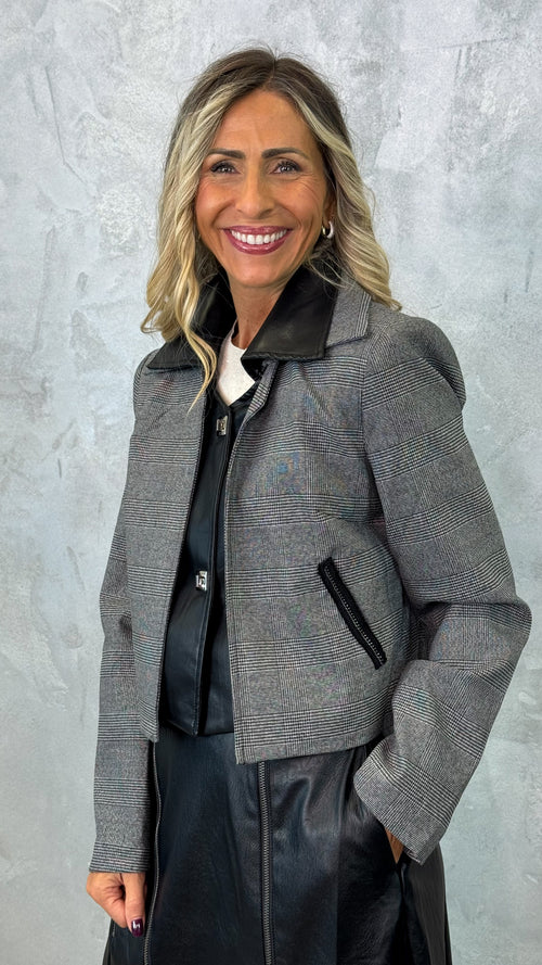 GIACCA CON FINTO GILET